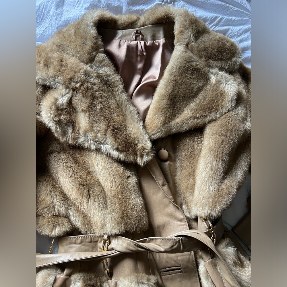 Vintage Jet Set of California Faux Fur Coat - Picture 3 of 5